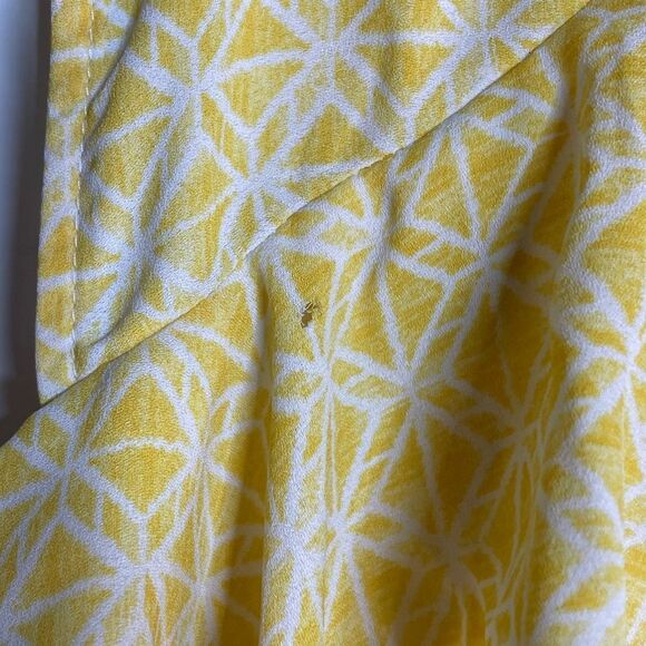 5 for $25🔥Catherines Ombre‎ Yellow Cold Shoulder Blouse 3X (26/28W) - Picture 5 of 6